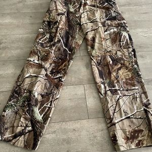 Camo boy’s pants